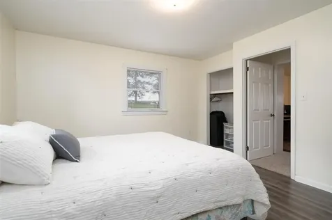 4590 Pleasant Valley Road Philpot KY 42366