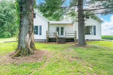4590 Pleasant Valley Road Philpot KY 42366