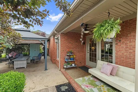 1604 Creek Haven Loop Owensboro KY 42303