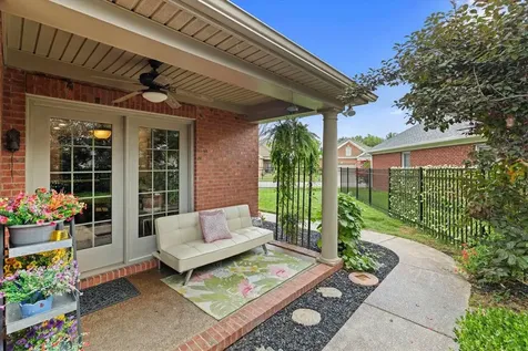 1604 Creek Haven Loop Owensboro KY 42303