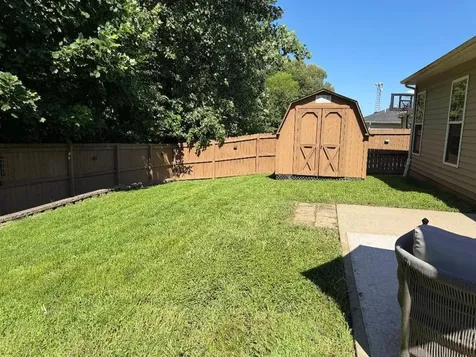 6411 Valley Brook Trace Utica KY 42376