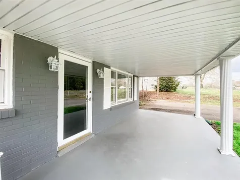 1526 State Route 176 Greenville KY 42345