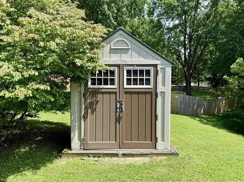 6504 Lilac Court Utica KY 42376