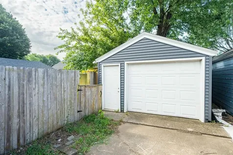 916 E 21st Street Owensboro KY 42303