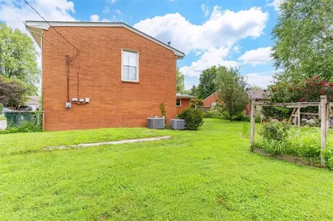 2238 S Stratford Drive Owensboro KY 42301