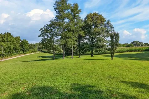 10835 Jackson Road North Utica KY 42376