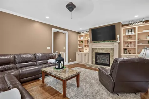 10835 Jackson Road North Utica KY 42376