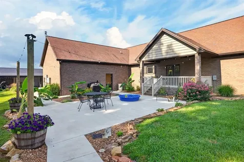 10835 Jackson Road North Utica KY 42376
