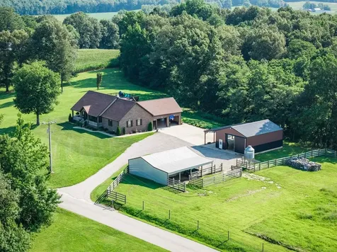 10835 Jackson Road North Utica KY 42376