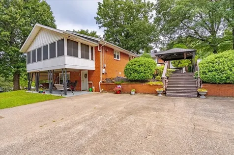 906 N 2nd Street Central City KY 42330