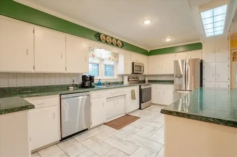 906 N 2nd Street Central City KY 42330