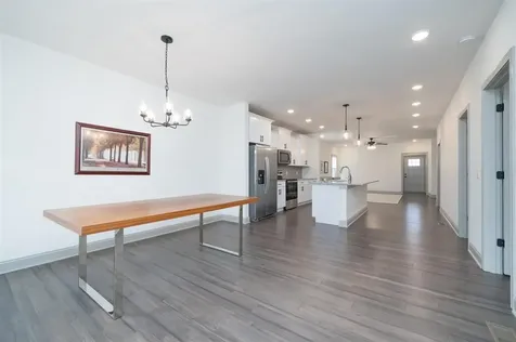 1968 Spring Lakes Circle Bowling Green KY 42104