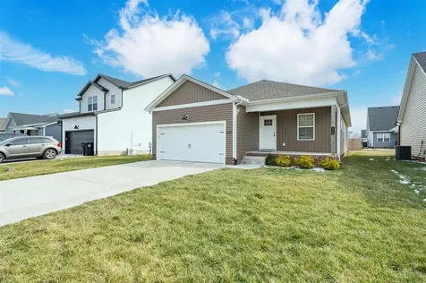 1968 Spring Lakes Circle Bowling Green KY 42104