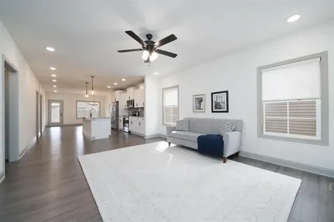 1968 Spring Lakes Circle Bowling Green KY 42104