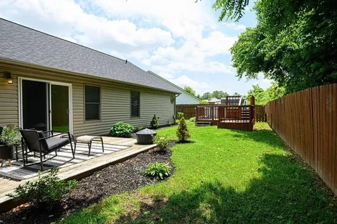102 Goldfinch Drive Owensboro KY 42301-0255