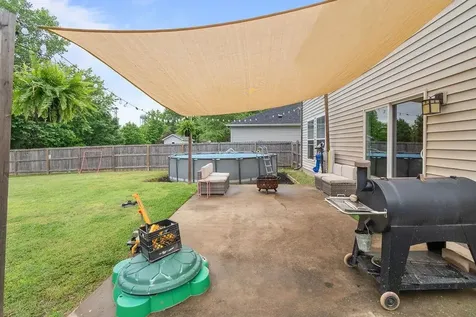 6452 Autumn Valley Trace Utica KY 42376