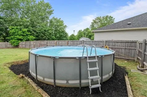6452 Autumn Valley Trace Utica KY 42376