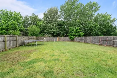 6452 Autumn Valley Trace Utica KY 42376