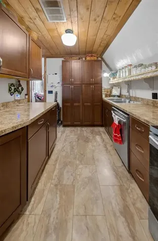 575 Hilldale Road Lewisport KY 42351
