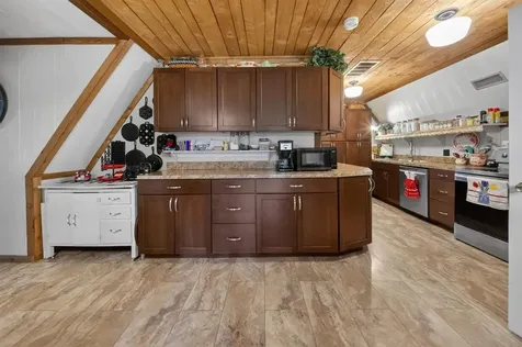 575 Hilldale Road Lewisport KY 42351