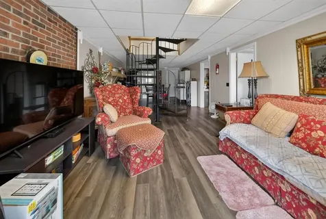 575 Hilldale Road Lewisport KY 42351