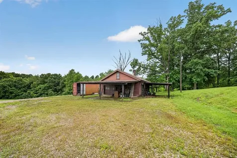 575 Hilldale Road Lewisport KY 42351