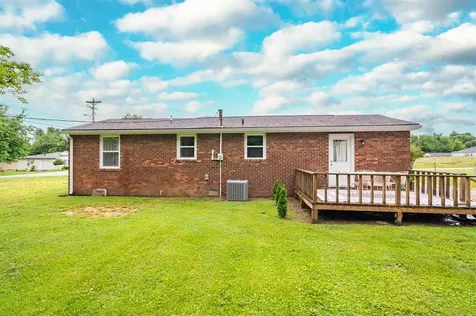 10570 Jefferson Street Whitesville KY 42378-9594