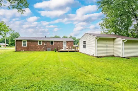 10570 Jefferson Street Whitesville KY 42378-9594