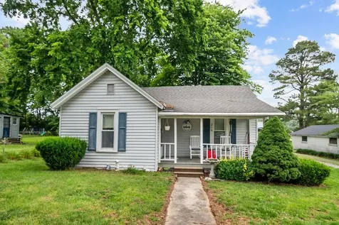 210 W 6th Street Calhoun KY 42327