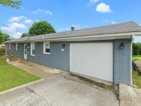 175 Hillcrest Lane Hawesville KY 42348