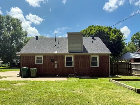 2625 S. Cherokee Drive Owensboro KY 42301