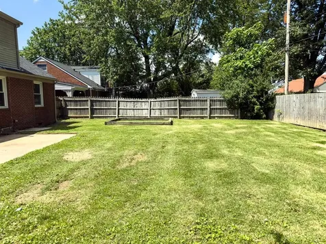 2625 S. Cherokee Drive Owensboro KY 42301