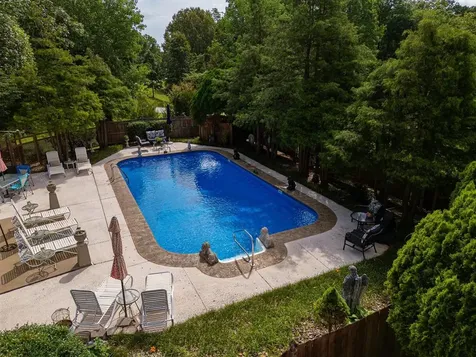 11070 Fields Road S Utica KY 42376