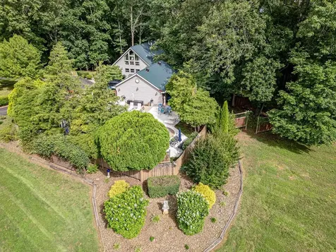11070 Fields Road S Utica KY 42376