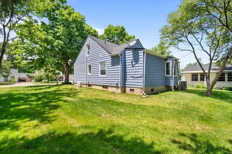 1911 Windsor Avenue Owensboro KY 42301