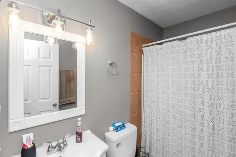 133 Countryside Drive Centertown KY 42328
