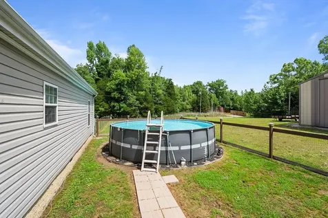 38 Stacey Lane Hartford KY 42347