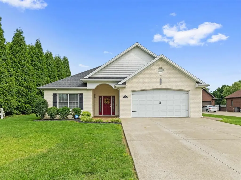 130 Oak Tree Lane Calhoun KY 42327