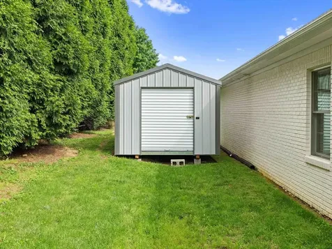 130 Oak Tree Lane Calhoun KY 42327