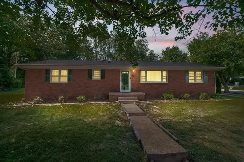 306 Montrose Drive Madisonville KY 42431