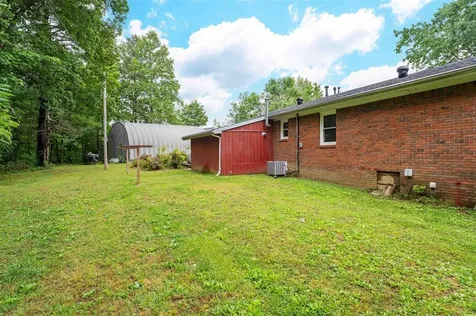 6215 Hwy 54 E Fordsville KY 42343