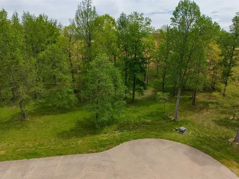 14 Big Oak Circle Calhoun KY 42327