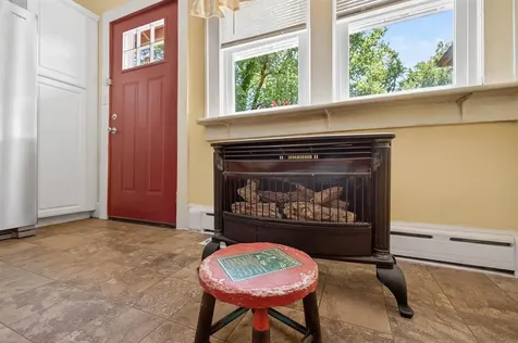 134 S Seminary Street Madisonville KY 42431
