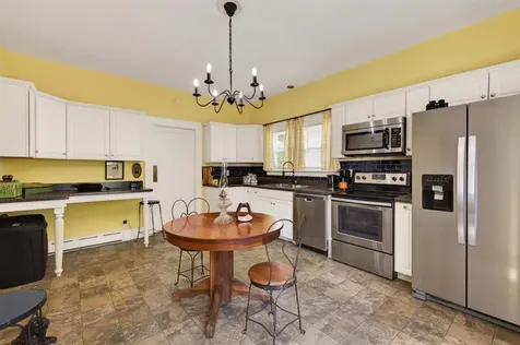 134 S Seminary Street Madisonville KY 42431