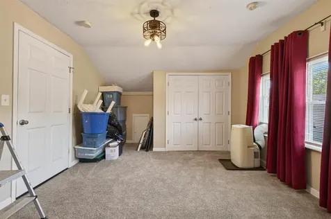 134 S Seminary Street Madisonville KY 42431