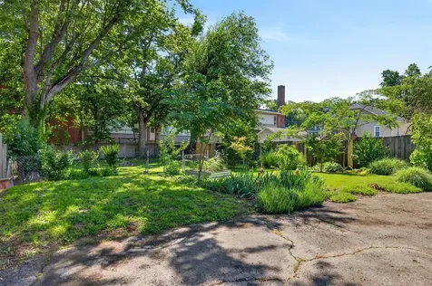 134 S Seminary Street Madisonville KY 42431