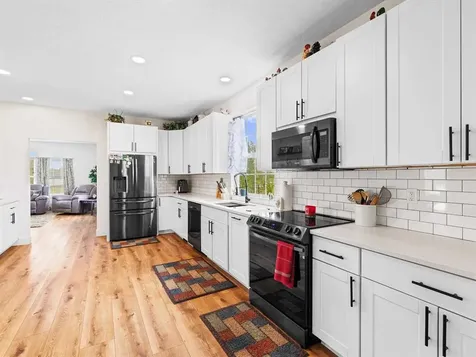 35 Paxton Circle Hartford KY 42347