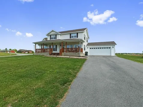 35 Paxton Circle Hartford KY 42347