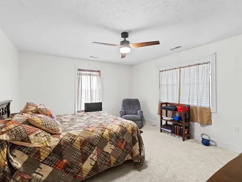 35 Paxton Circle Hartford KY 42347