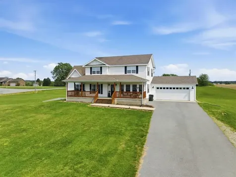 35 Paxton Circle Hartford KY 42347